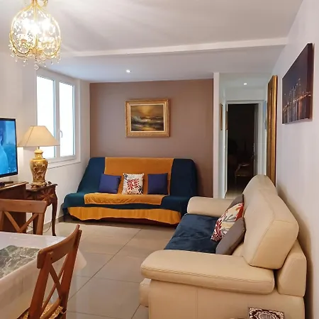 Moderne A Paray-vieille-poste, 50m², Avec Terrasse Appartement *