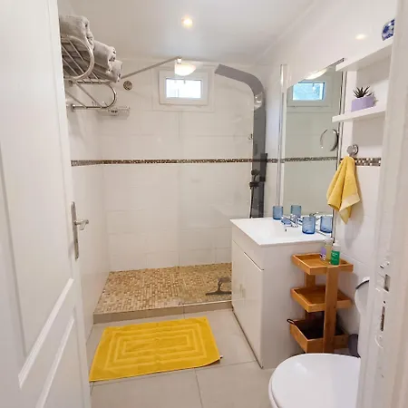 Moderne A Paray-vieille-poste, 50m², Avec Terrasse * Paray-Vieille-Poste